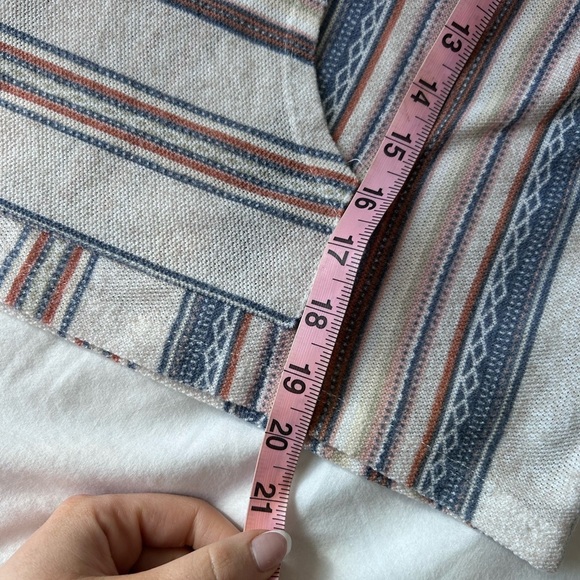 WallFlower Women's Baja Long Sleeve Knit Hoodie Pullover - Picture 5 of 7